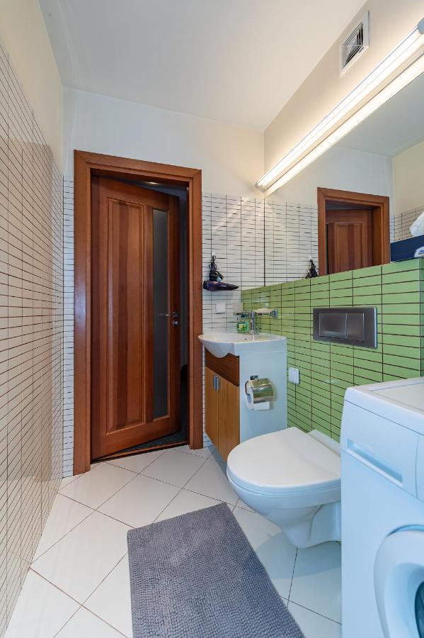 Panoramic City Centre Apartment By Polo Apartments Kaunas Bagian luar foto